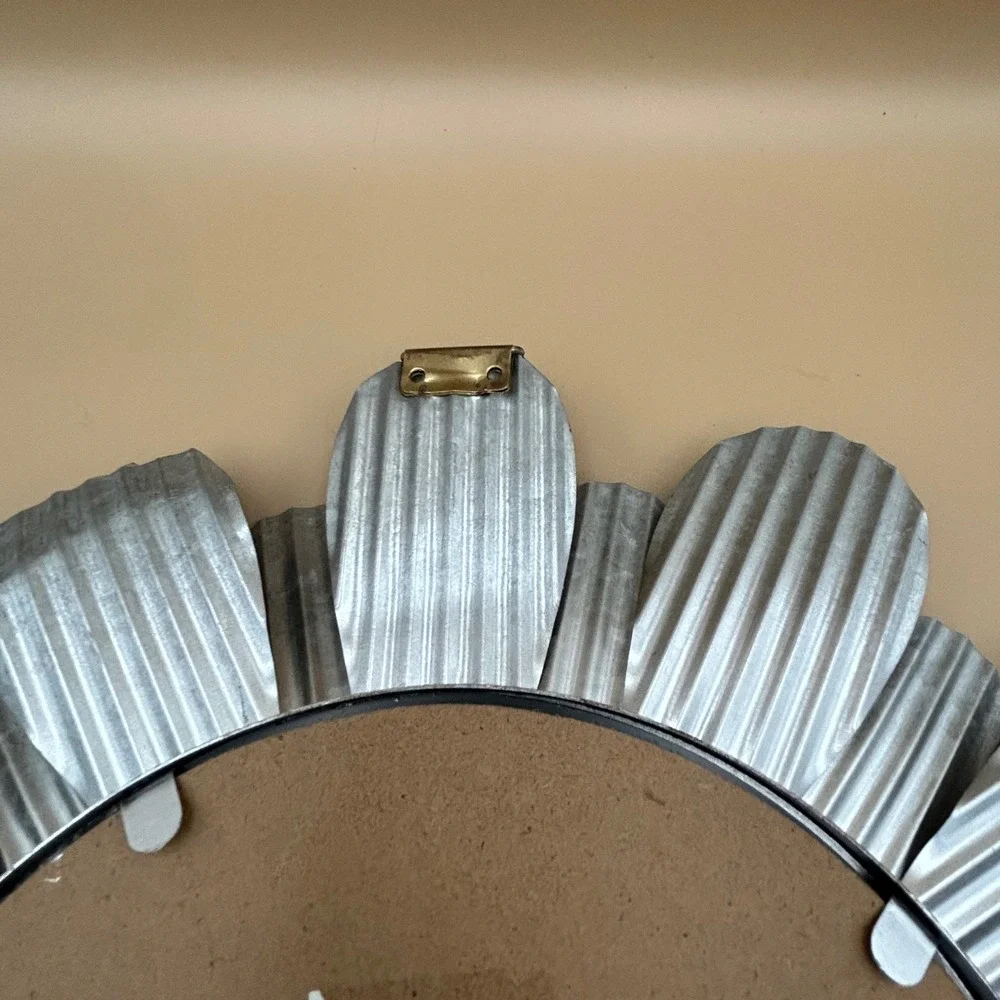 Galvanized Metal Flower Wall Mirror Rustic Farmhouse Corrugated Petals 13.5in